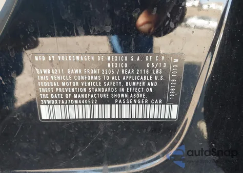 2013 Volkswagen Jetta 2.5L Se z USA, uszkodzony, nr VIN 3VWDX7AJ7DM440522